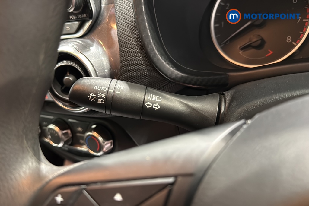 Nissan Juke Acenta Manual Petrol SUV - Stock Number (1649691) - 5th supplementary image