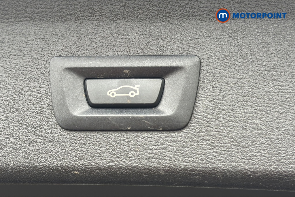 BMW X1 Xline Manual Petrol SUV - Stock Number (1649741) - 35th supplementary image