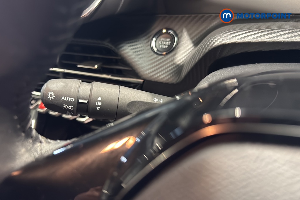 Peugeot 2008 Active Manual Petrol SUV - Stock Number (1650248) - 5th supplementary image