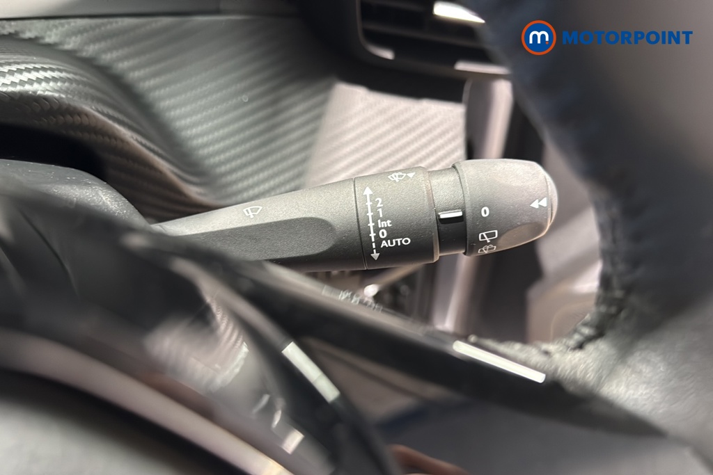 Peugeot 2008 Active Manual Petrol SUV - Stock Number (1650248) - 6th supplementary image