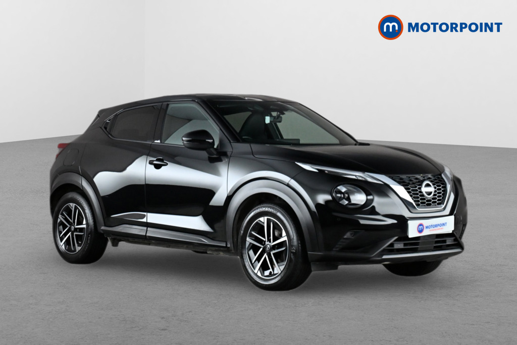 Nissan Juke N-Connecta Manual Petrol SUV - Stock Number (1635882) - Drivers side front corner