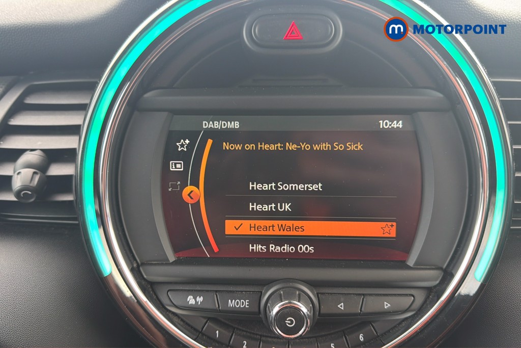 Mini Hatchback Cooper Classic Manual Petrol Hatchback - Stock Number (1639044) - 9th supplementary image