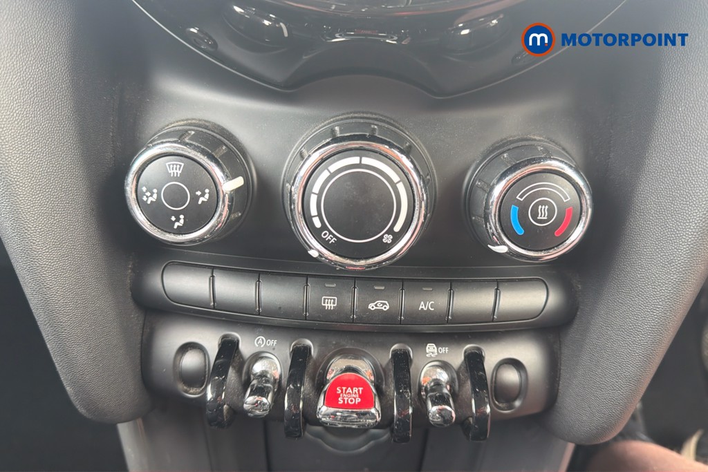 Mini Hatchback Cooper Classic Manual Petrol Hatchback - Stock Number (1639044) - 12th supplementary image