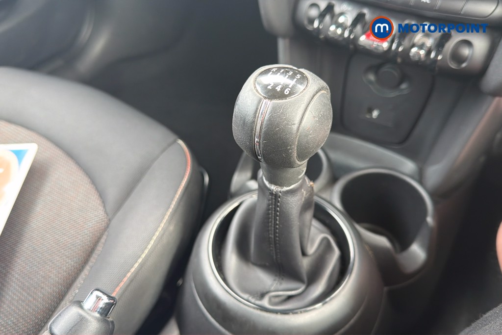 Mini Hatchback Cooper Classic Manual Petrol Hatchback - Stock Number (1639044) - 15th supplementary image