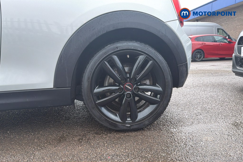 Mini Hatchback Cooper Classic Manual Petrol Hatchback - Stock Number (1639044) - 48th supplementary image