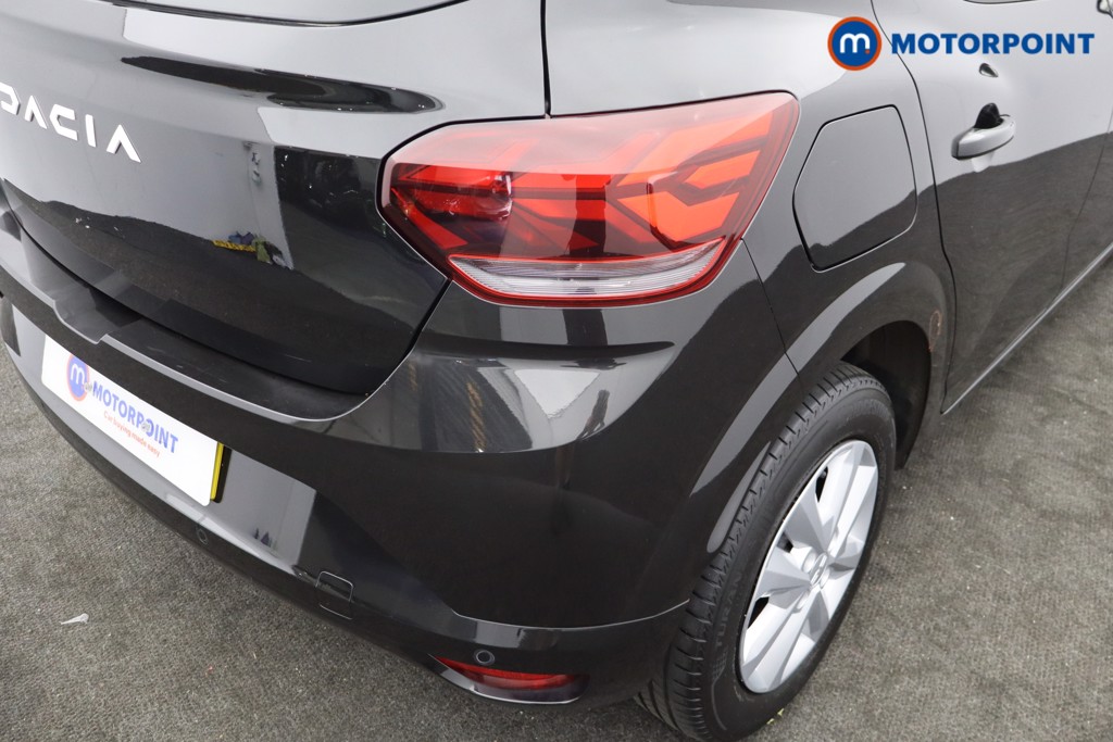 Dacia Sandero Expression Manual Petrol Hatchback - Stock Number (1641198) - 14th supplementary image