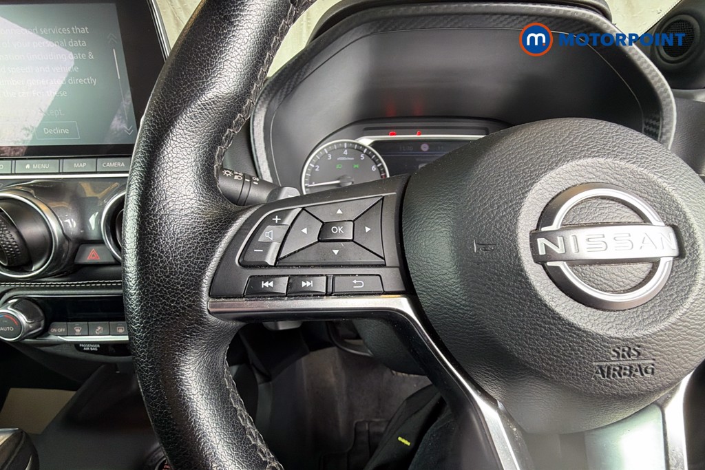 Nissan Juke N-Connecta Automatic Petrol SUV - Stock Number (1641230) - 3rd supplementary image