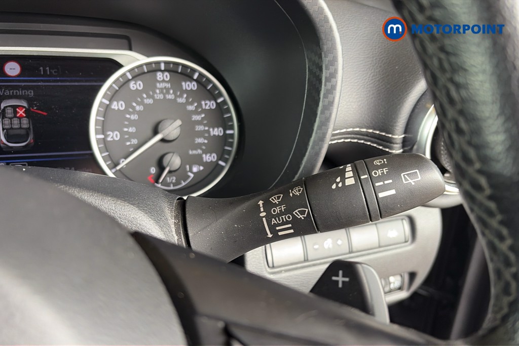 Nissan Juke N-Connecta Automatic Petrol SUV - Stock Number (1641230) - 7th supplementary image