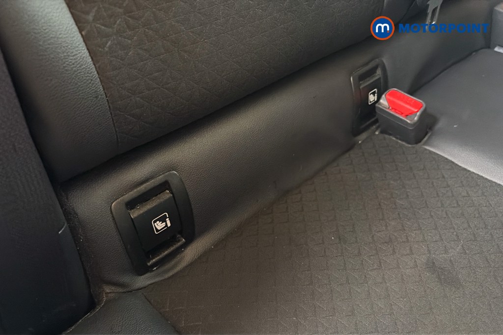Nissan Juke N-Connecta Automatic Petrol SUV - Stock Number (1641230) - 29th supplementary image