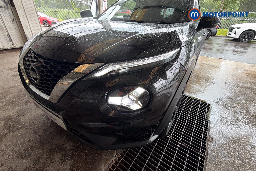 Nissan Juke N-Connecta Automatic Petrol SUV - Stock Number (1641230) - 44th supplementary image