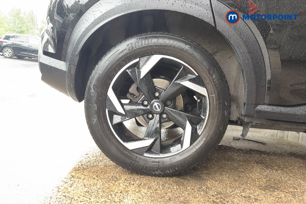 Nissan Juke N-Connecta Automatic Petrol SUV - Stock Number (1641230) - 49th supplementary image