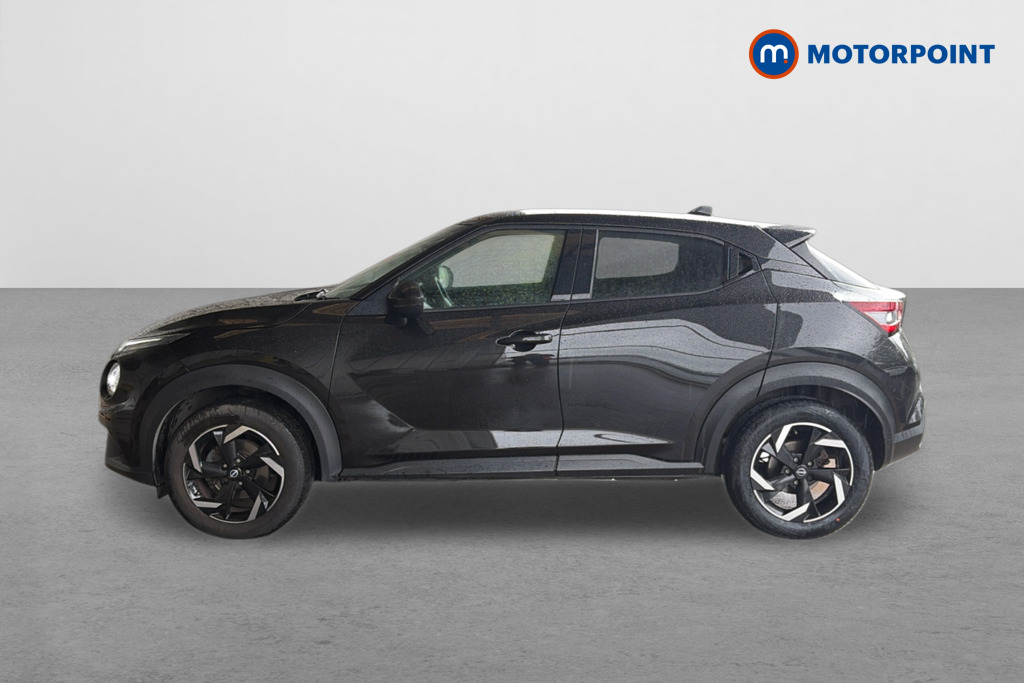 Nissan Juke N-Connecta Automatic Petrol SUV - Stock Number (1641230) - Passenger side