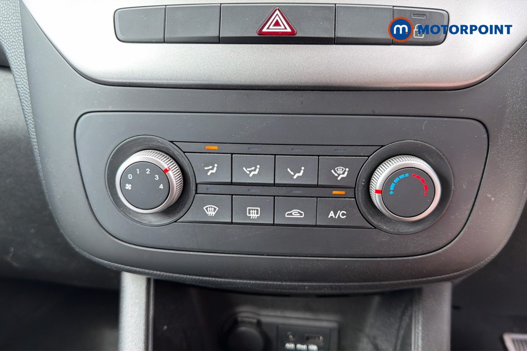 KIA Venga 2 Automatic Petrol People Carrier - Stock Number (1641572) - 12th supplementary image