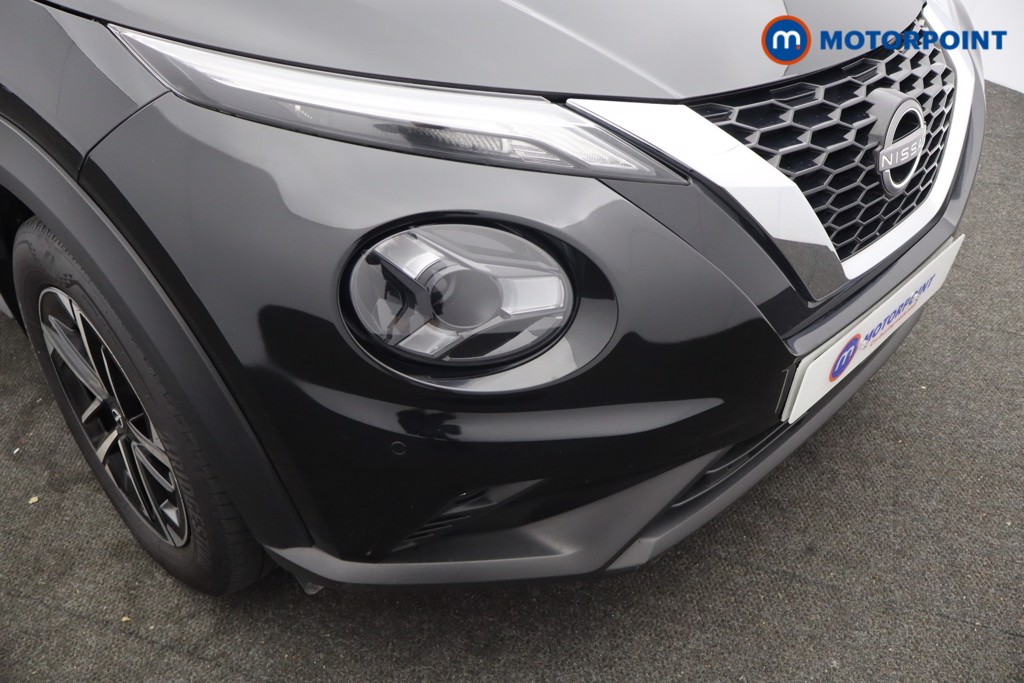 Nissan Juke N-Connecta Manual Petrol SUV - Stock Number (1642390) - 16th supplementary image