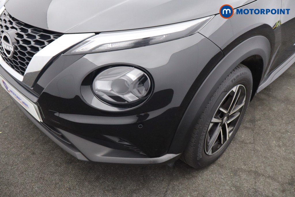 Nissan Juke N-Connecta Manual Petrol SUV - Stock Number (1642390) - 17th supplementary image