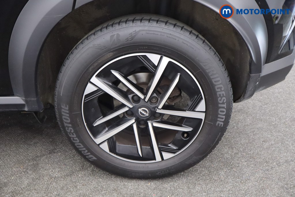 Nissan Juke N-Connecta Manual Petrol SUV - Stock Number (1642390) - 19th supplementary image