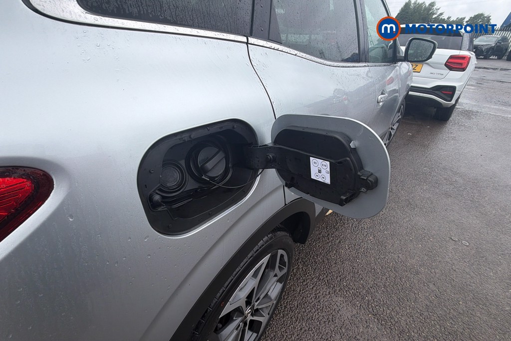 Renault Kadjar Gt Line Manual Petrol SUV - Stock Number (1642456) - 41st supplementary image