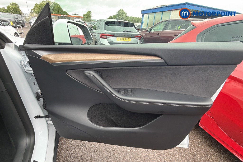 Tesla Model Y Rwd 5Dr Auto Automatic Electric SUV - Stock Number (1642552) - 19th supplementary image
