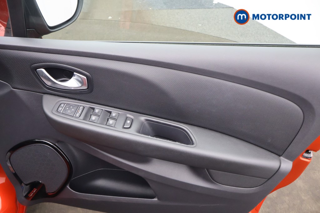 Renault Clio Dynamique S Nav Manual Petrol Hatchback - Stock Number (1642830) - 11th supplementary image