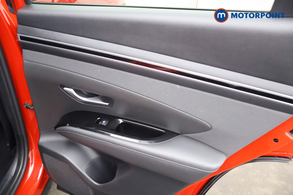 Hyundai Tucson Se Connect Manual Petrol SUV - Stock Number (1643338) - 16th supplementary image