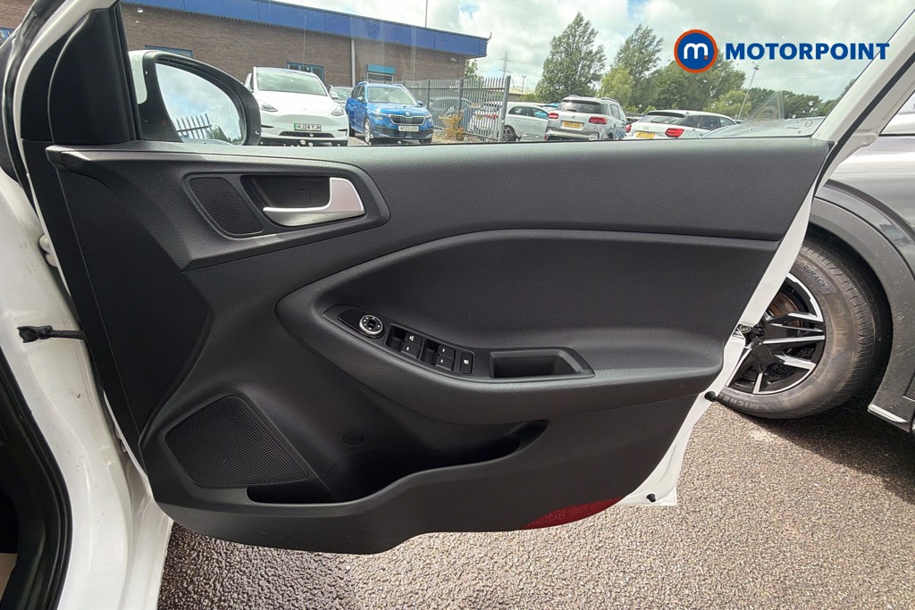 Hyundai I20 SE Manual Petrol Hatchback - Stock Number (1643710) - 19th supplementary image
