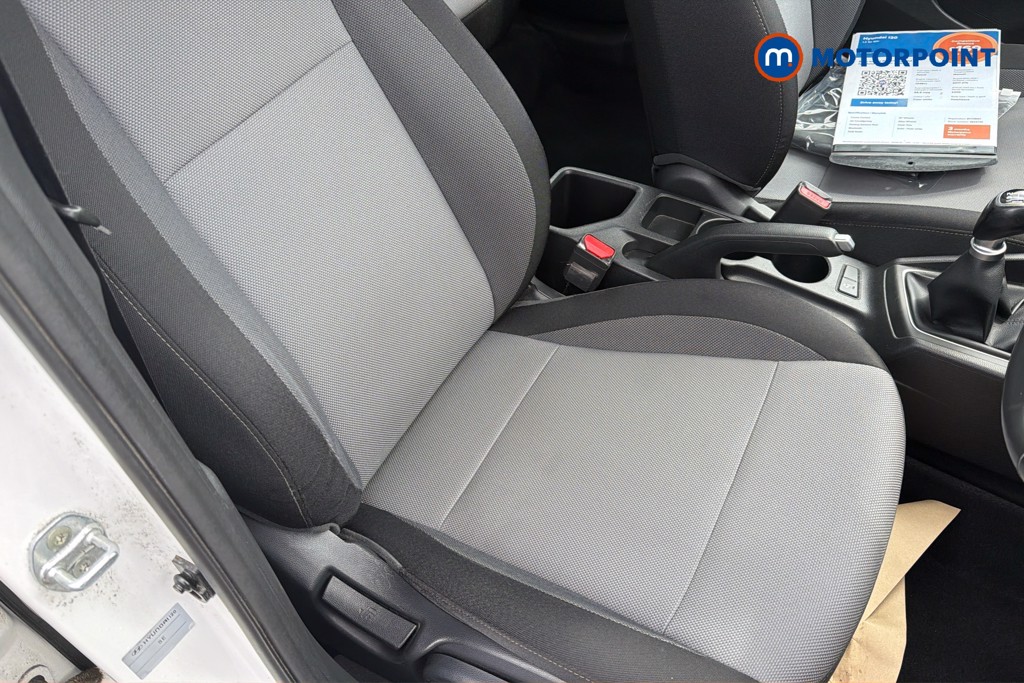 Hyundai I20 SE Manual Petrol Hatchback - Stock Number (1643710) - 22nd supplementary image
