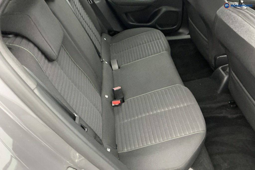 Peugeot 2008 Active Manual Petrol SUV - Stock Number (1643945) - 4th supplementary image