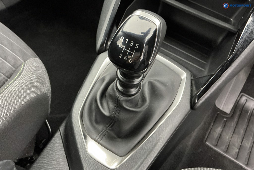 Peugeot 2008 Active Manual Petrol SUV - Stock Number (1643945) - 15th supplementary image