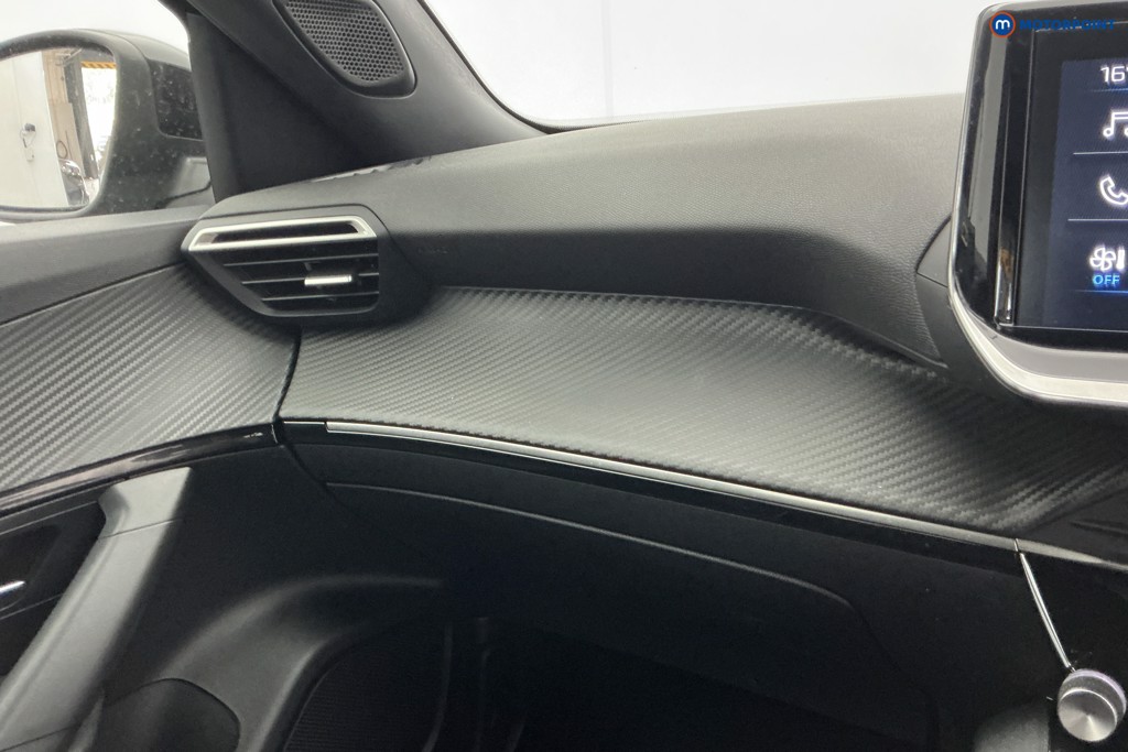 Peugeot 2008 Active Manual Petrol SUV - Stock Number (1643945) - 18th supplementary image