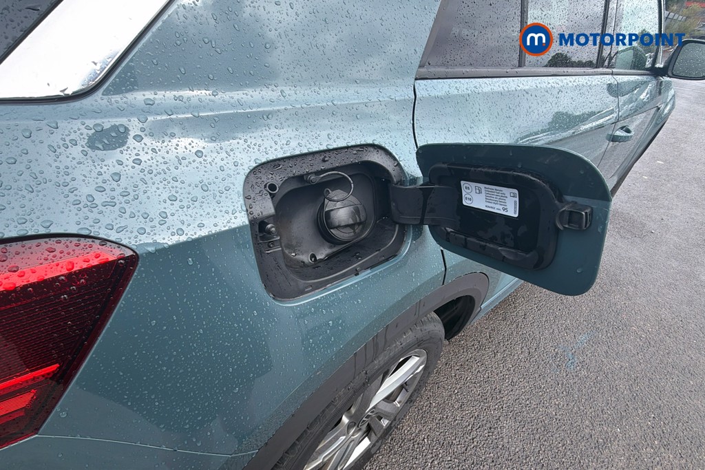 Volkswagen T-Roc R-Line Automatic Petrol SUV - Stock Number (1644039) - 41st supplementary image