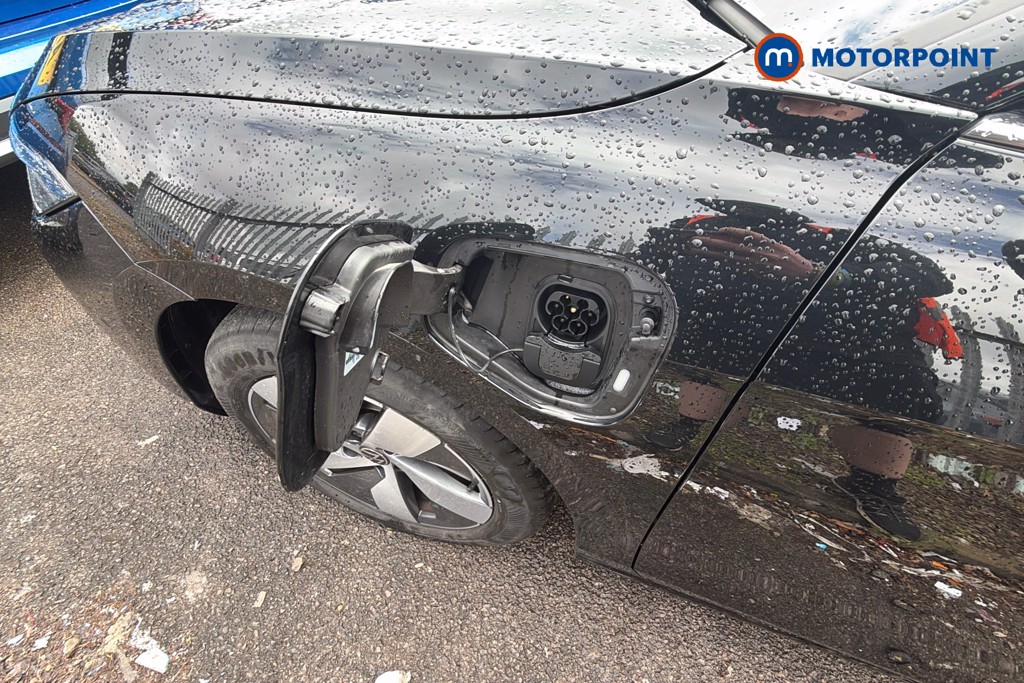 Volkswagen Passat Life Automatic Petrol Plug-In Hybrid Estate - Stock Number (1644309) - 41st supplementary image