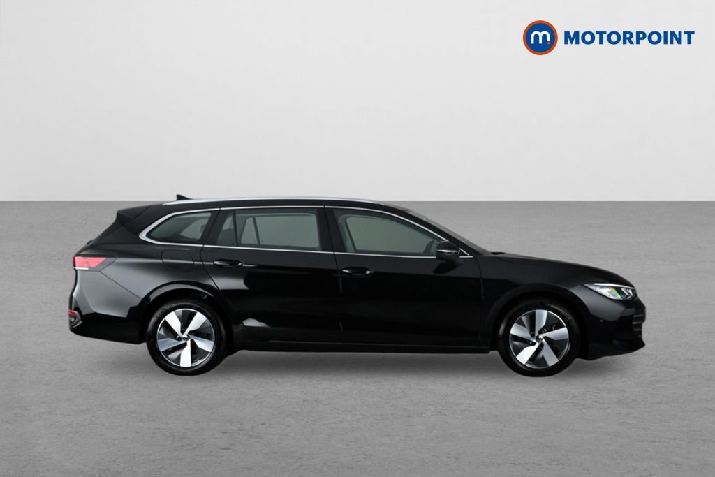 Volkswagen Passat Life Automatic Petrol Plug-In Hybrid Estate - Stock Number (1644309) - Drivers side