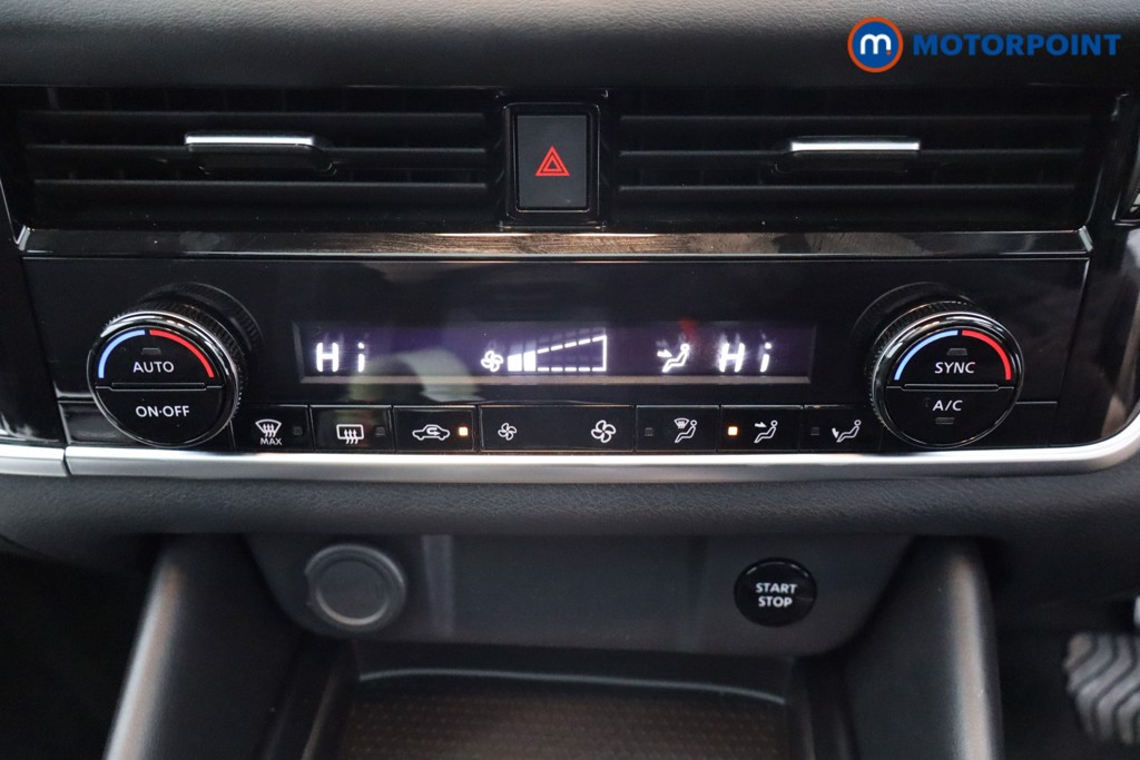 Nissan Qashqai N-Connecta Automatic Petrol-Electric Hybrid SUV - Stock Number (1644571) - 3rd supplementary image