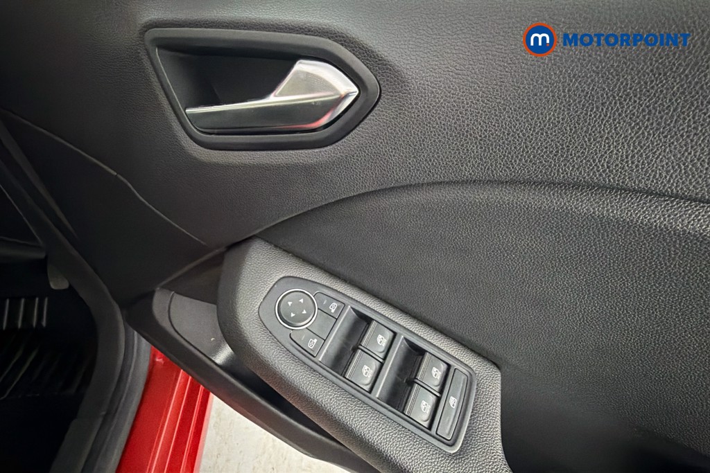 Renault Clio Evolution Manual Petrol Hatchback - Stock Number (1644600) - 19th supplementary image