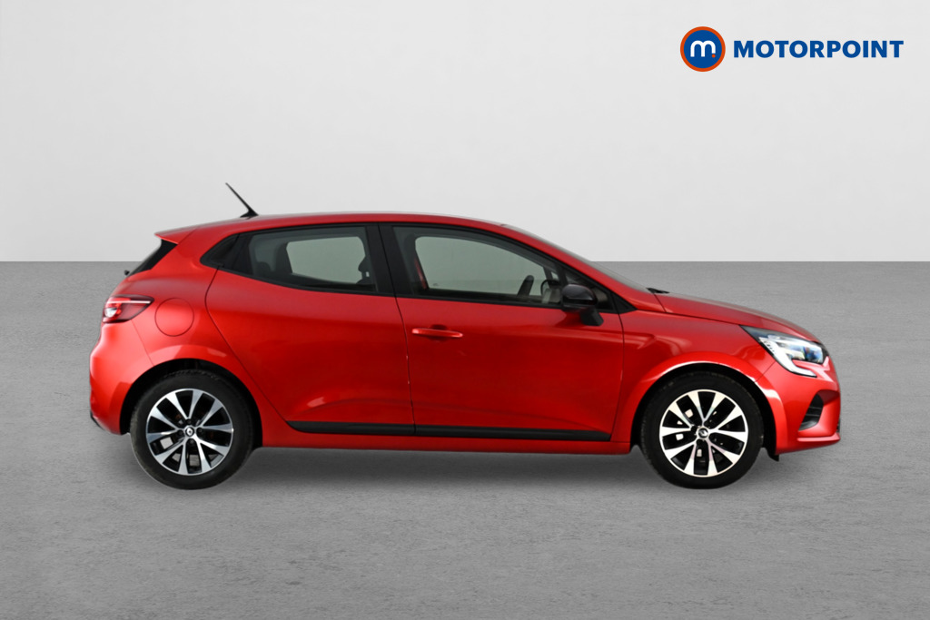 Renault Clio Evolution Manual Petrol Hatchback - Stock Number (1644600) - Drivers side