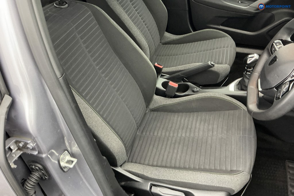 Peugeot 2008 Active Manual Petrol SUV - Stock Number (1644694) - 5th supplementary image