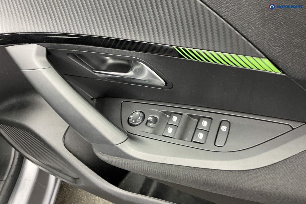 Peugeot 2008 Active Manual Petrol SUV - Stock Number (1644694) - 25th supplementary image