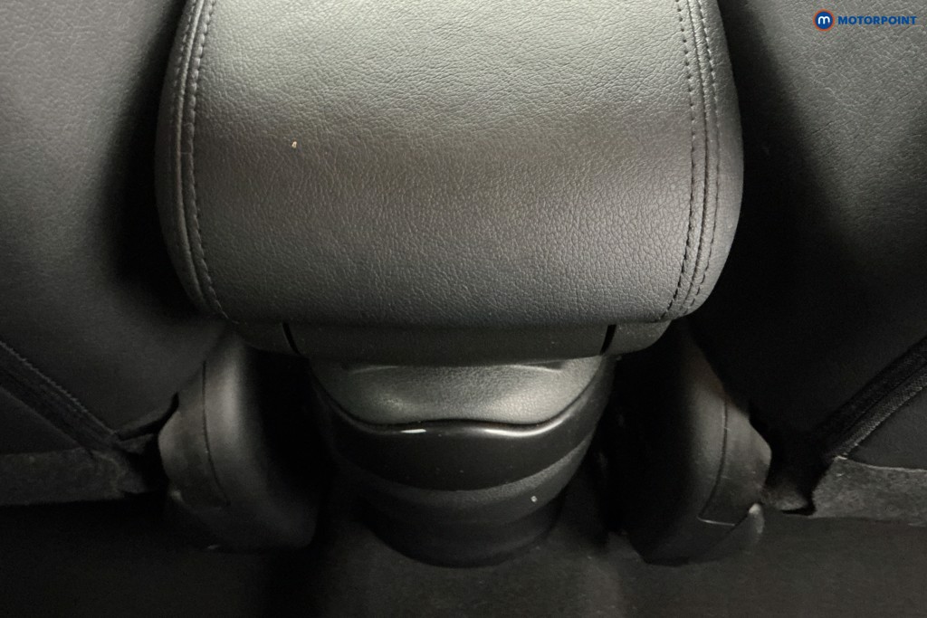 Nissan Juke N-Connecta Manual Diesel SUV - Stock Number (1645070) - 10th supplementary image