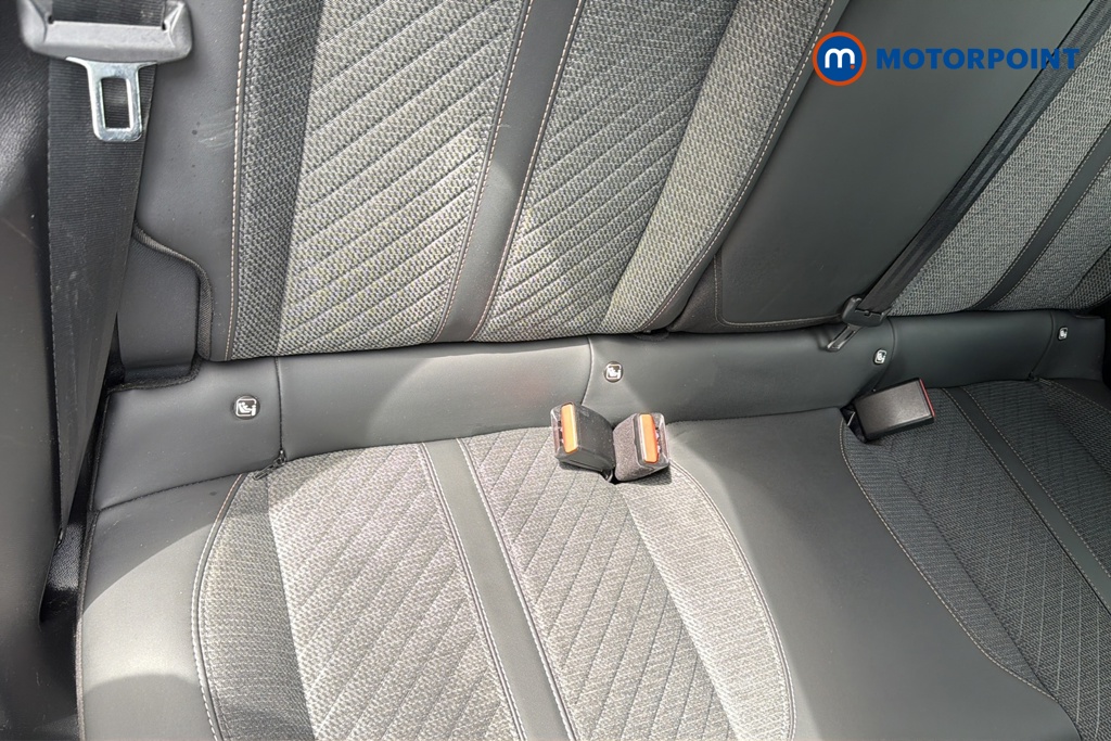 Peugeot 2008 Allure Manual Petrol SUV - Stock Number (1645391) - 27th supplementary image