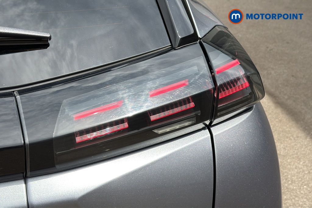 Peugeot 2008 Allure Manual Petrol SUV - Stock Number (1645391) - 36th supplementary image