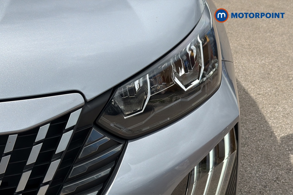 Peugeot 2008 Allure Manual Petrol SUV - Stock Number (1645391) - 42nd supplementary image