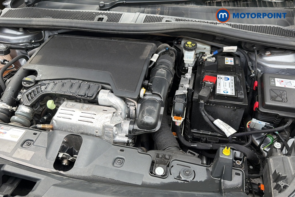 Peugeot 2008 Allure Manual Petrol SUV - Stock Number (1645391) - 48th supplementary image