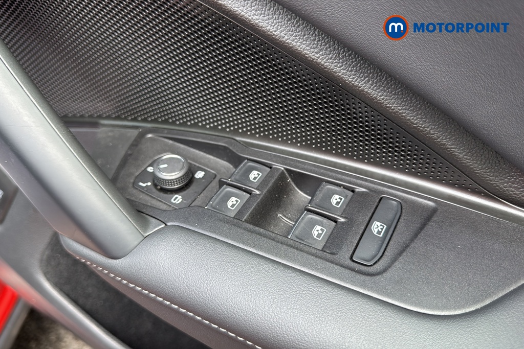 Volkswagen Tiguan R-Line Automatic Petrol SUV - Stock Number (1645667) - 19th supplementary image