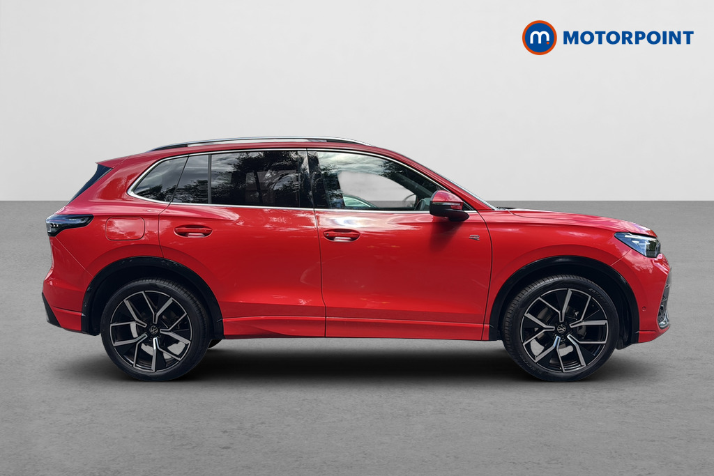 Volkswagen Tiguan R-Line Automatic Petrol SUV - Stock Number (1645667) - Passenger side