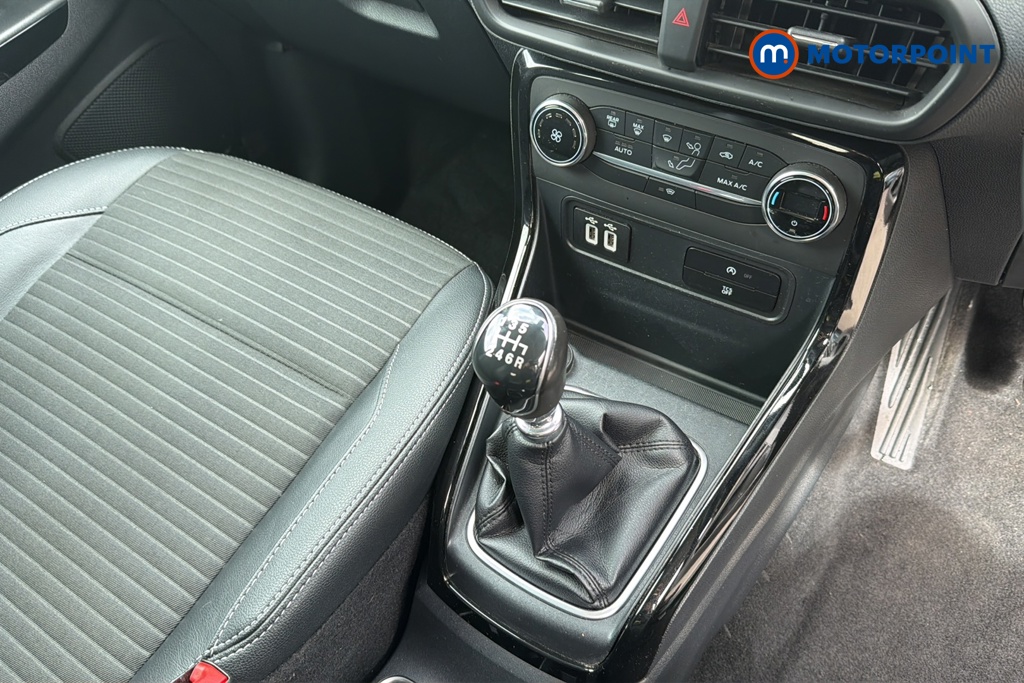 Ford Ecosport Titanium Manual Petrol SUV - Stock Number (1646004) - 15th supplementary image