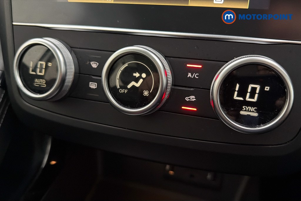 Renault Kadjar Iconic Manual Petrol SUV - Stock Number (1646039) - 12th supplementary image