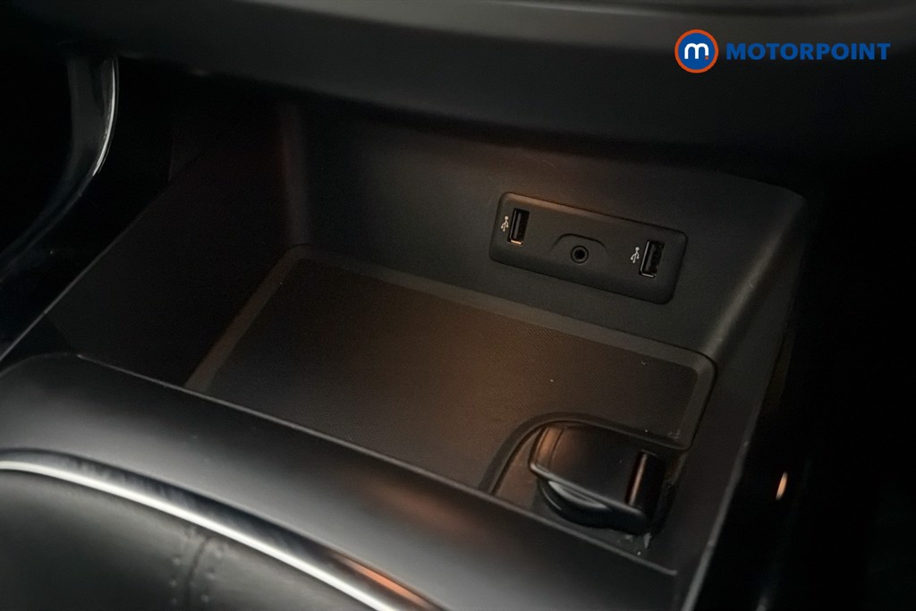 Renault Kadjar Iconic Manual Petrol SUV - Stock Number (1646039) - 17th supplementary image