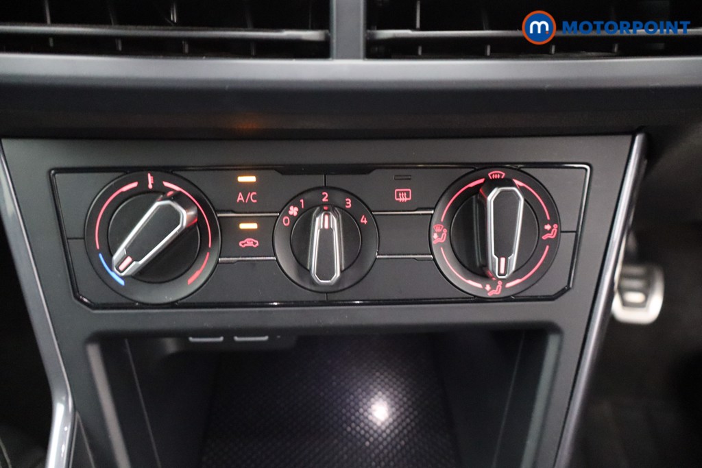 Volkswagen Polo R-Line Manual Petrol Hatchback - Stock Number (1646117) - 3rd supplementary image