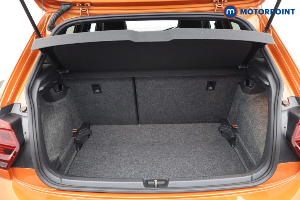 Volkswagen Polo R-Line Manual Petrol Hatchback - Stock Number (1646117) - 12th supplementary image
