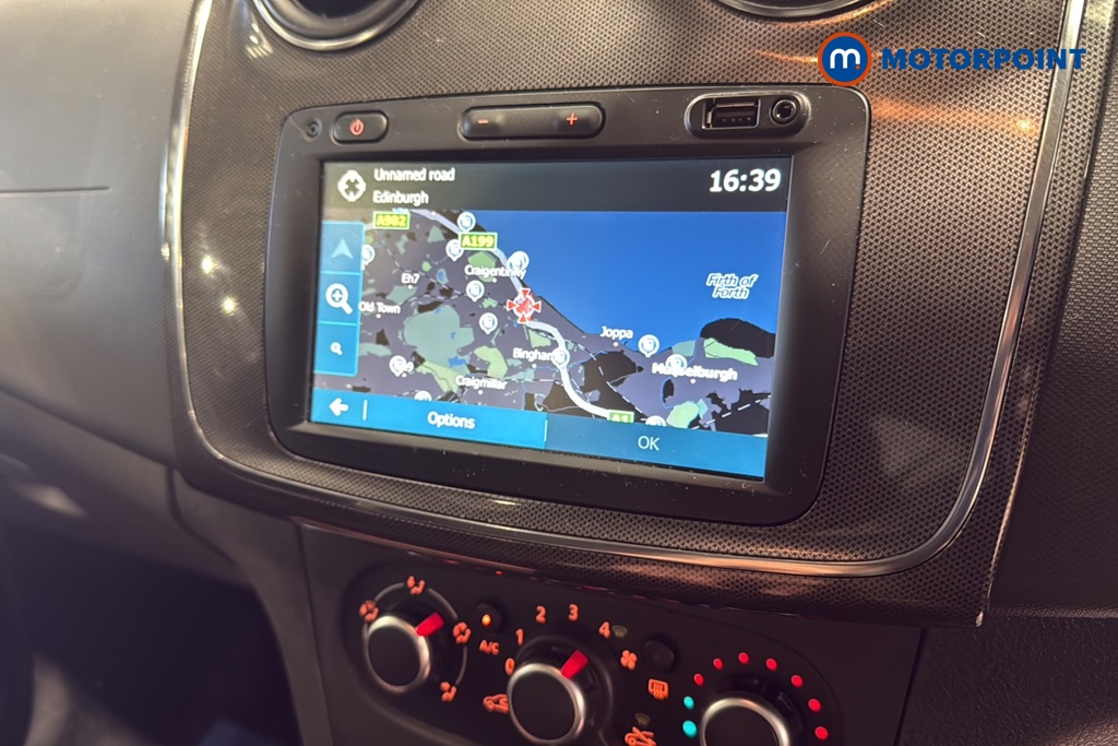 Dacia Sandero Stepway Comfort Manual Diesel Hatchback - Stock Number (1646300) - 9th supplementary image